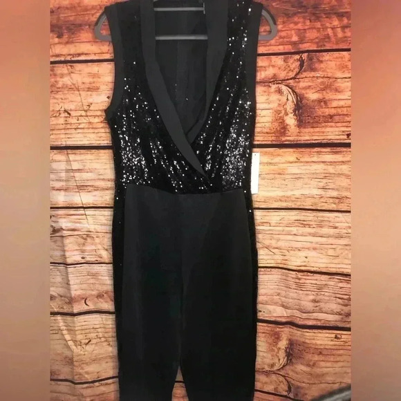 All Black Sequin sleeveless Tuxedo Jumpsuit size Large - Picture 6 of 16